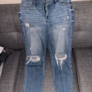 Hollister Light Wash Ultra High-Rise Mom Jeans with Distressed Details
